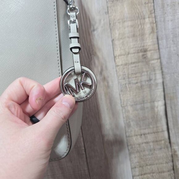 Michael Kors Jet Set Large Saffiano Leather Messenger Bag Grey Crossbody - Picture 7 of 12